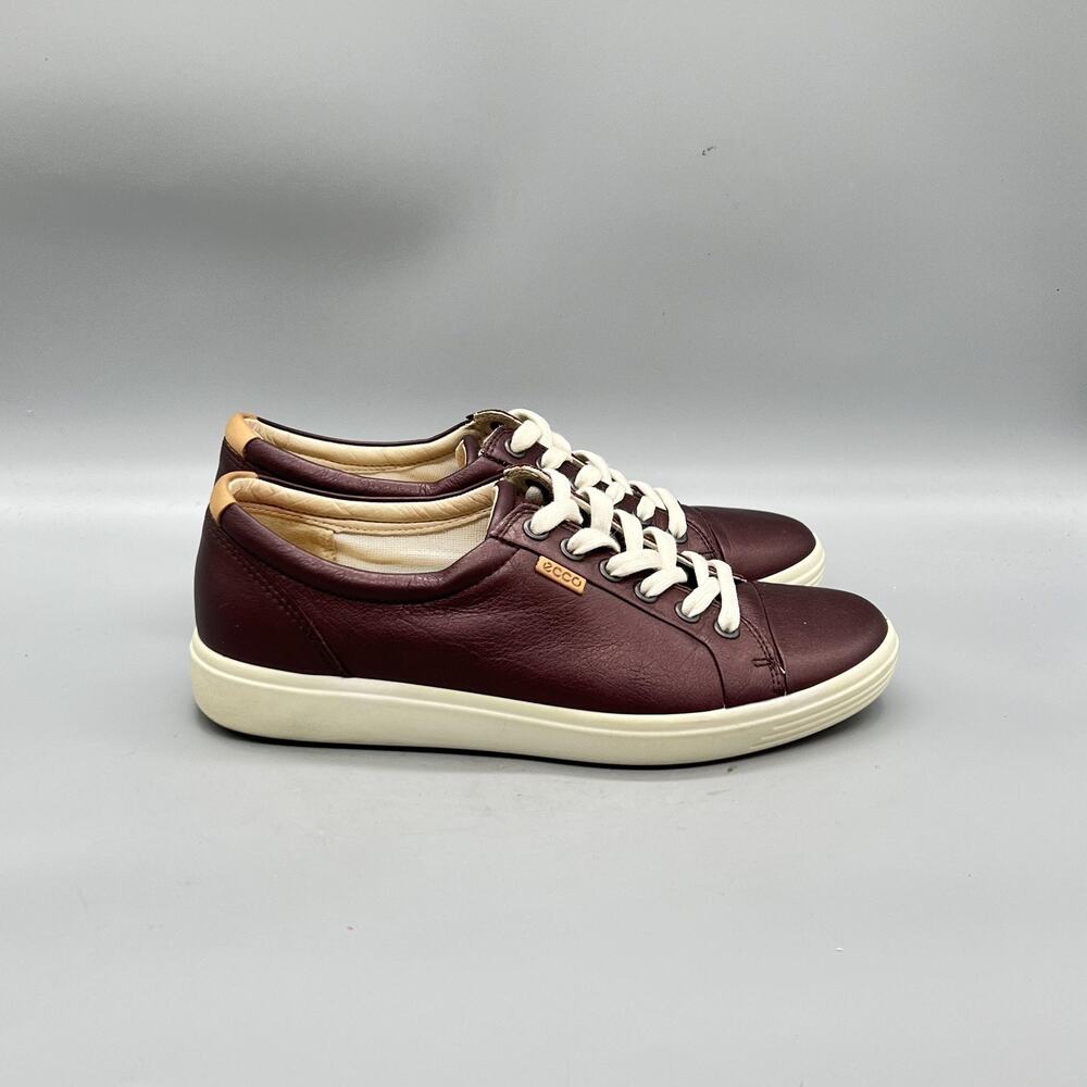 ECCO Shoes Womens 7.5 Red Leather Lace Up Walking Sneakers Comfort Everyday